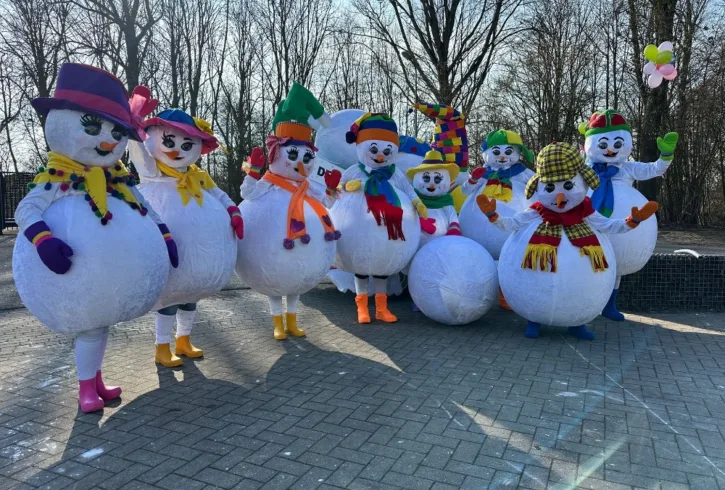 f6bb7bdd-d165-4c79-8fb9-b0b96f4f4cd6