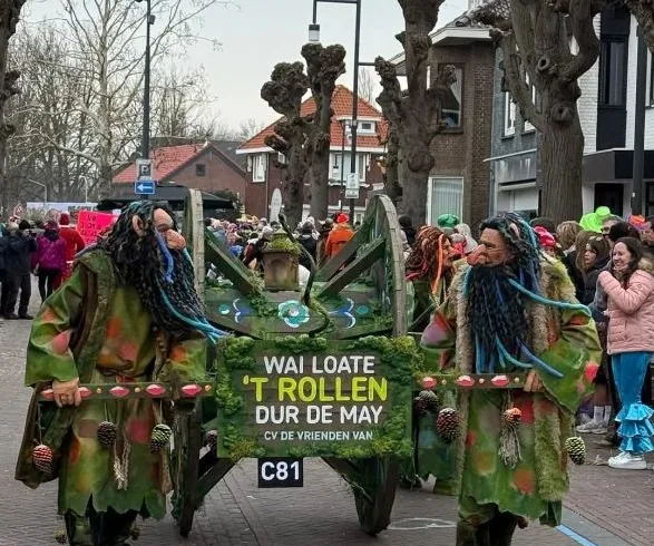 TROLLEN 02 TROLLEN 02